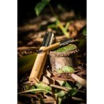 FUJI. Esferográfica em bambu e metal com estojo - Image 3