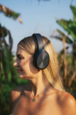 Fones de ouvido sem fio JAM de plástico reciclado RCS - Image 9