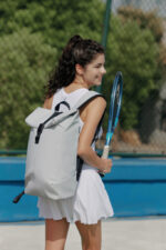Mochila urbana resistente à água com aba - Image 8